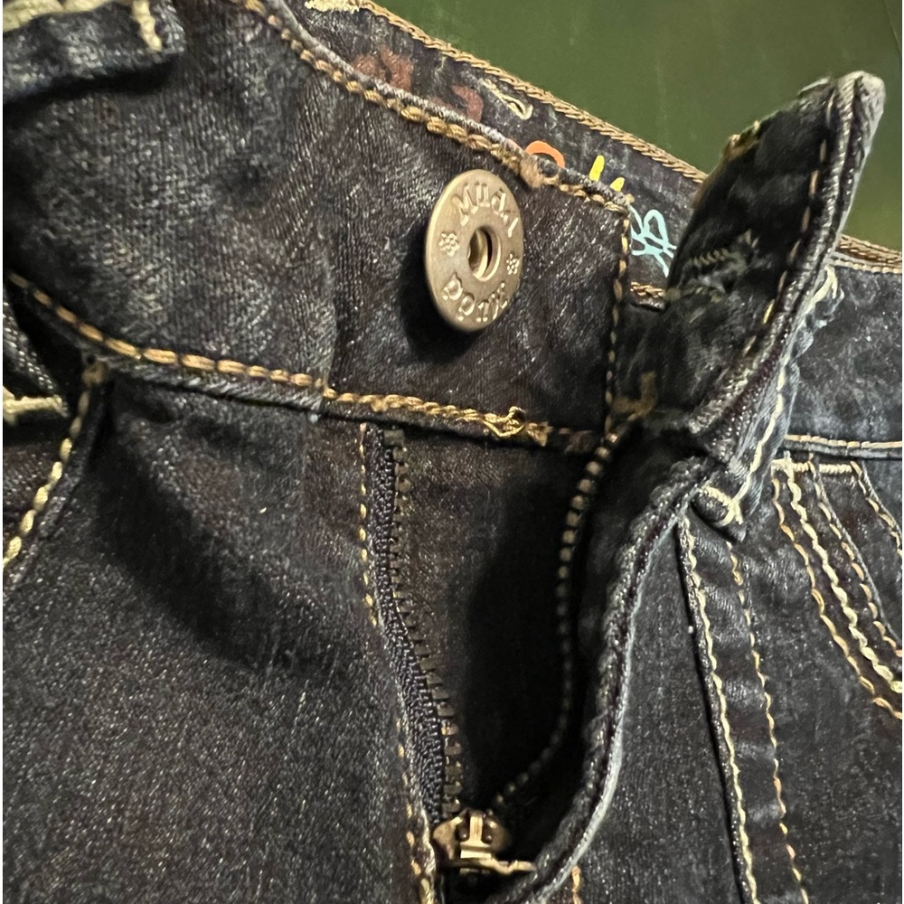 Woman’s Mudd Jean Capris - Picture 8 of 12